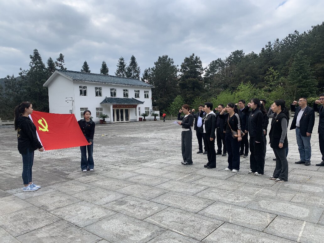 \"vvvv5250563da4.jpg\"